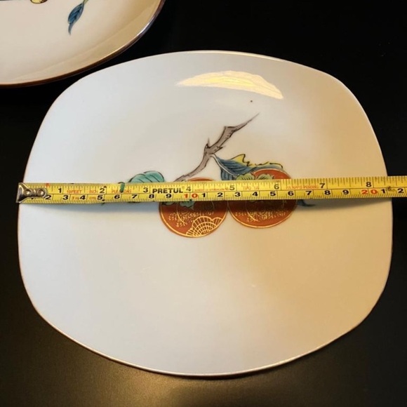 Beautiful Japanese Medium Salad Plates Set of 2 - Picture 4 of 6